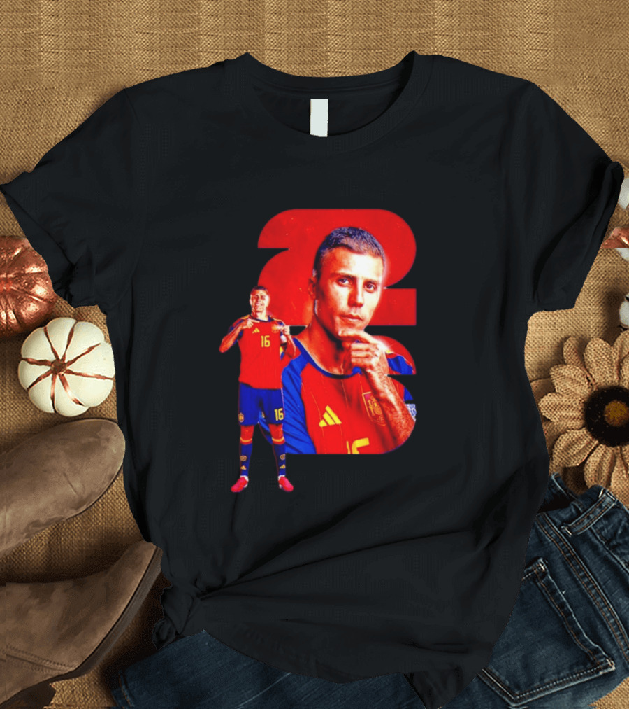Rodrigo Hernández Cascante Rodri No 16 Spain Manchester City Football Player T-Shirt