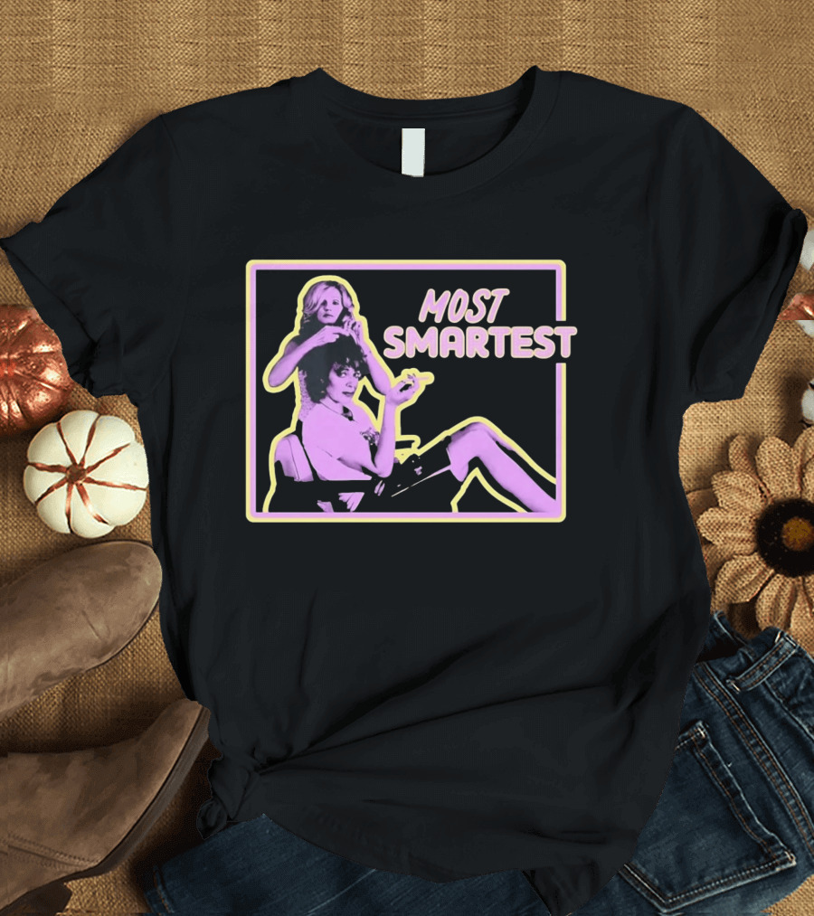 Most Smartest Women Having Their Hair Done Retro Pop T-Shirt