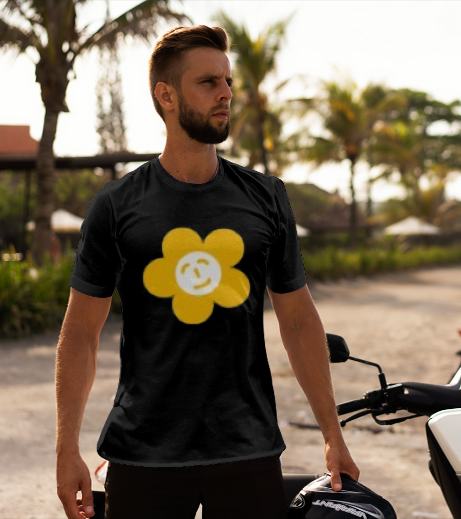 Paperboxmart Store Smiling Yellow Flower Face T-Shirt