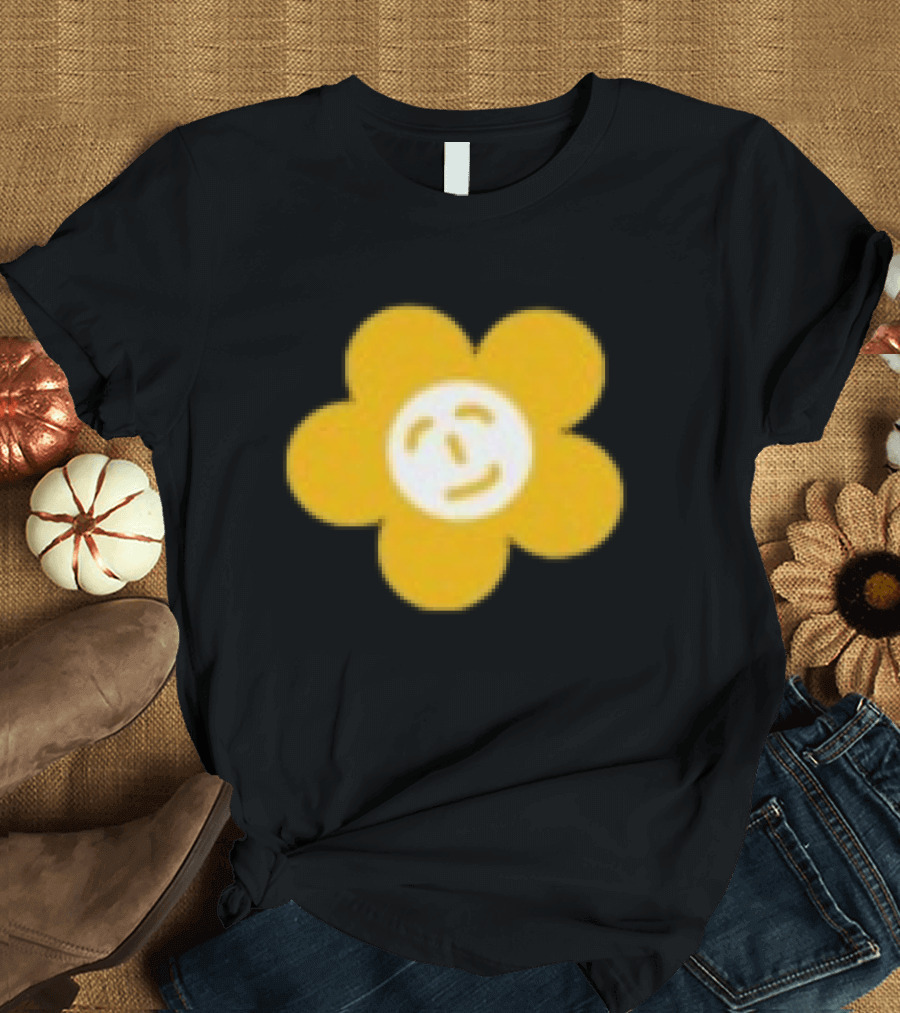 Paperboxmart Store Smiling Yellow Flower Face T-Shirt