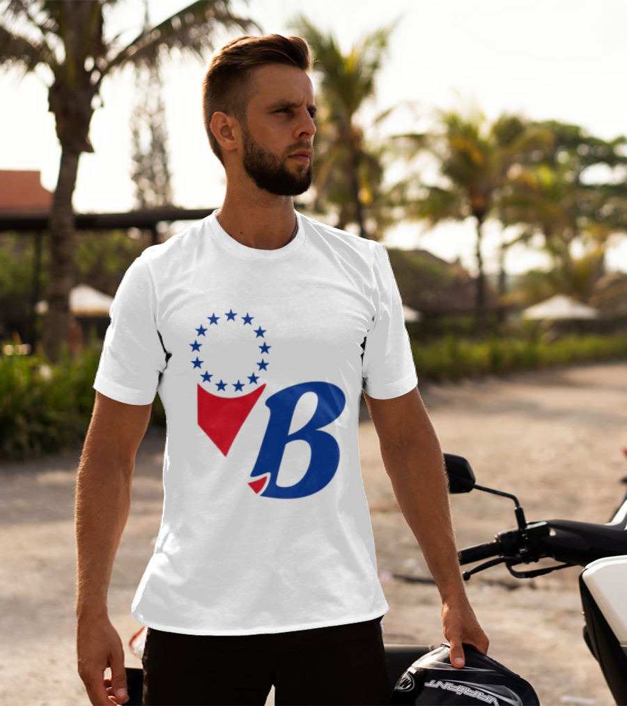 Chinatown Market Store Let Brotherly Love Philadelphia B Icon Circle Stars T-Shirt