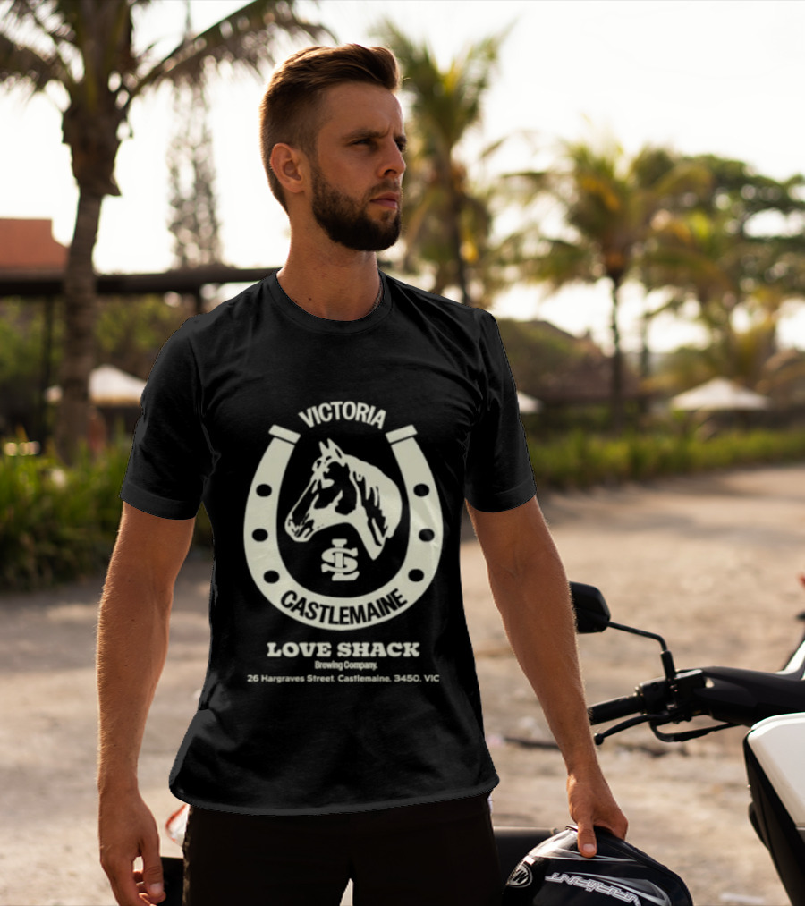 Victoria Castlemaine Horse Shoe Love Shack Brewing Co 28 Hargraves Street Castlemaine 3450 VIC T-Shirt