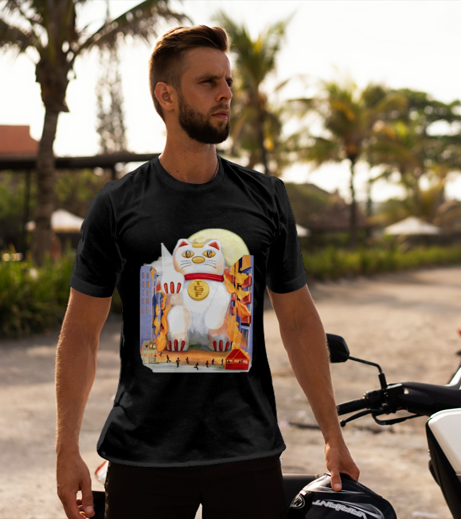 TGF Lucky Cat Maneki Neko Giant Cat City Destruction T-Shirt