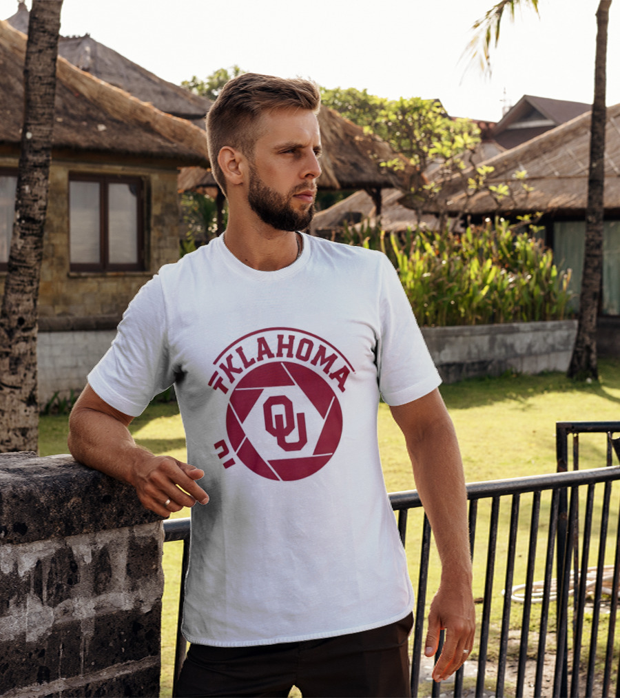 Oklahoma Sooners OU NCAA College Football T-Shirt