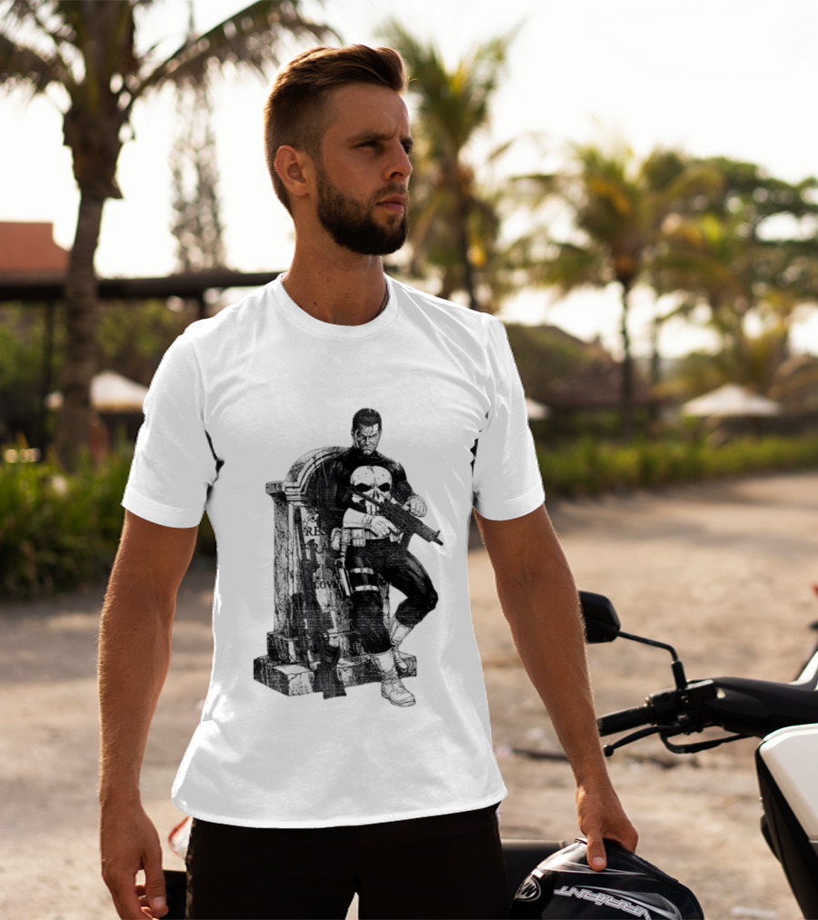 Frank Castle Gravestone Rest Of Loved Ones Marvel Comics The Punisher T-Shirt