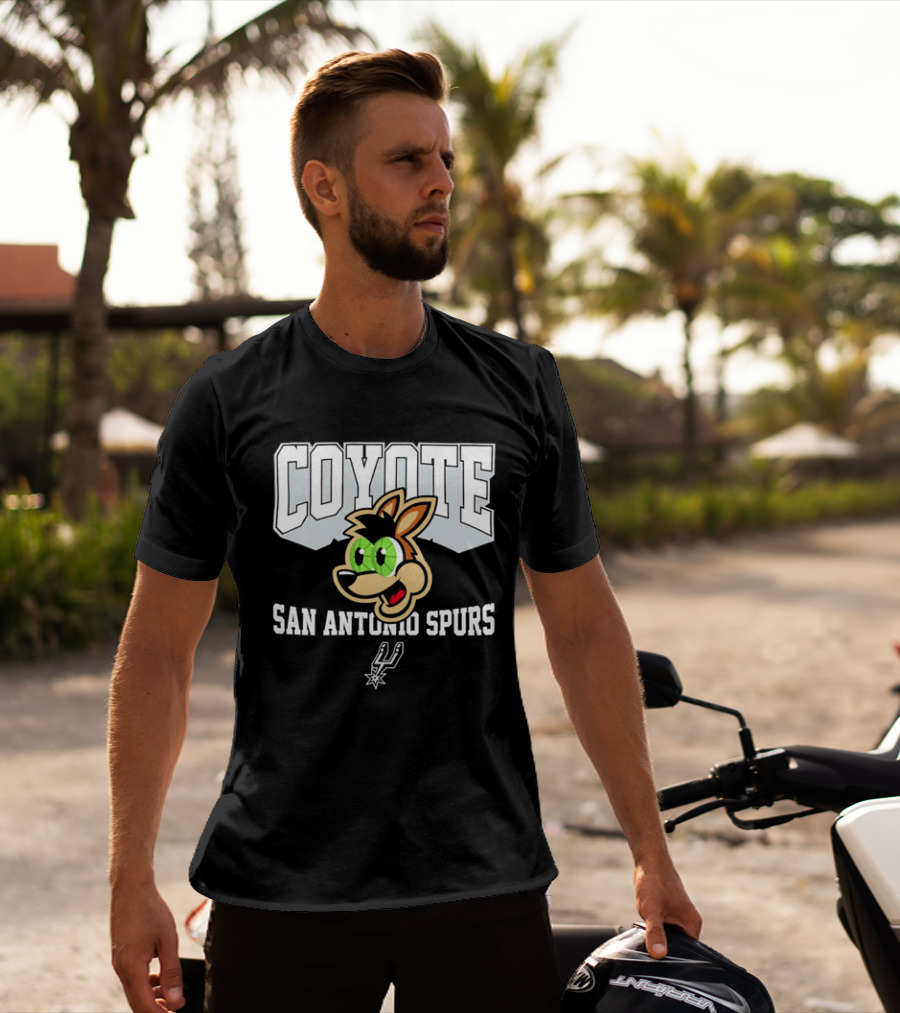 Coyote San Antonio Spurs Team T-Shirt