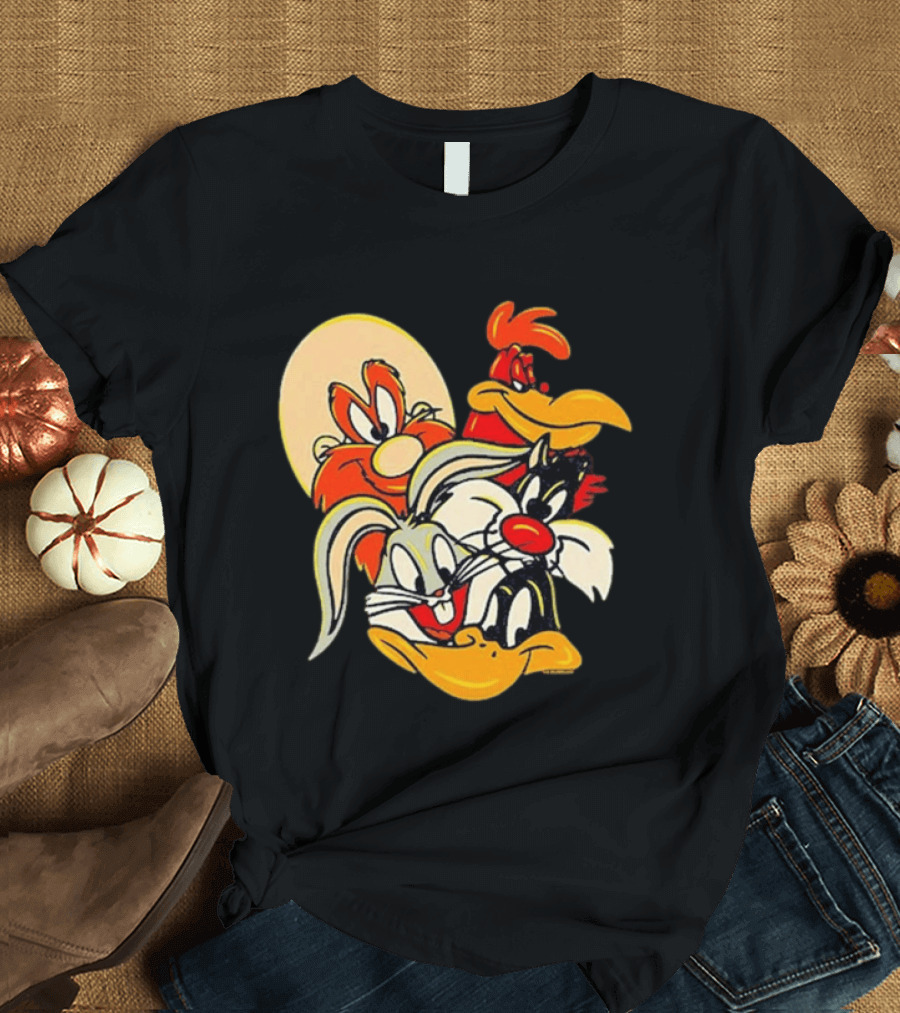 Looney Tunes Smiling Faces Bugs Bunny Sylvester Foghorn Leghorn Taz T-Shirt