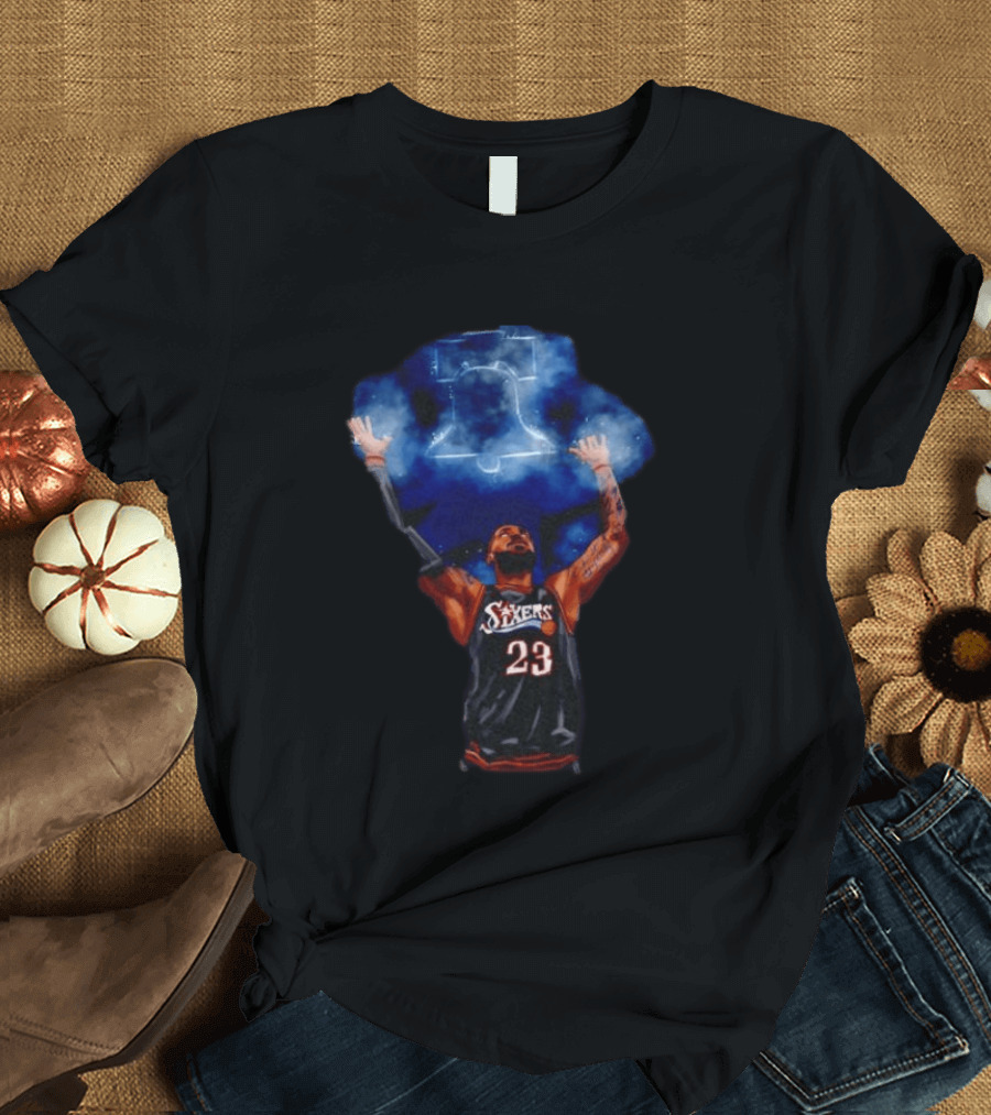 LeBron James Chalk Toss 23 Sixers Philadelphia Basketball 76ers Liberty Bell T-Shirt