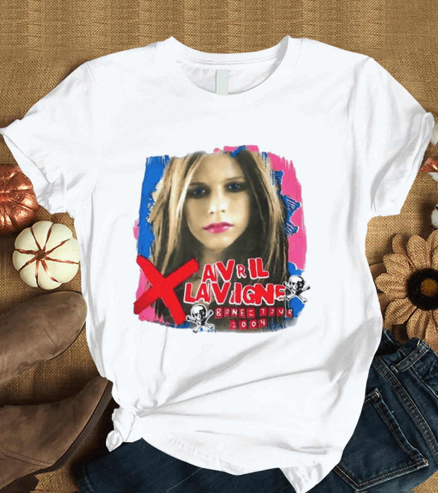 Avril Lavigne Bonez Tour 2004 Skull And Crossbones T-Shirt