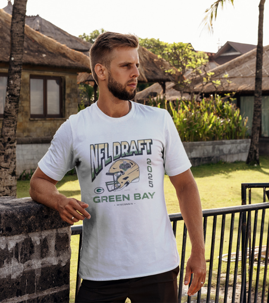 NFL Draft 2025 Green Bay APR 4 Wisconsin Packers Helmet T-Shirt