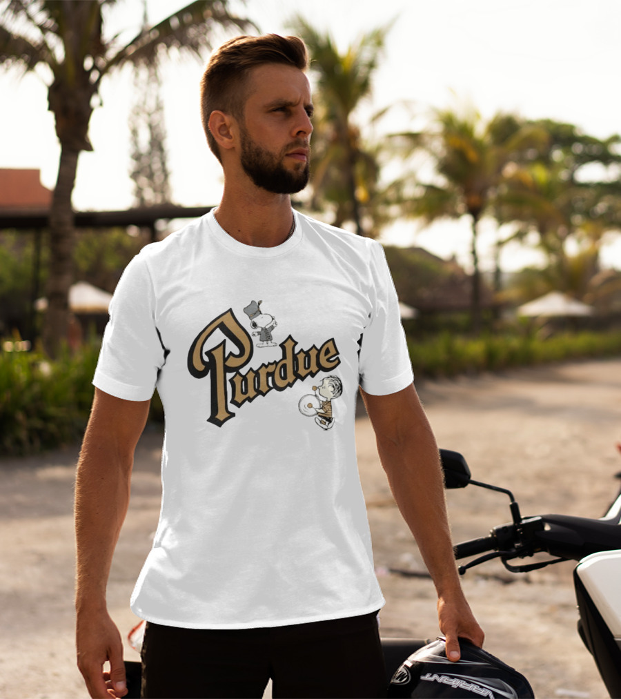 Purdue Boilermakers Snoopy And Charlie Brown Football T-Shirt