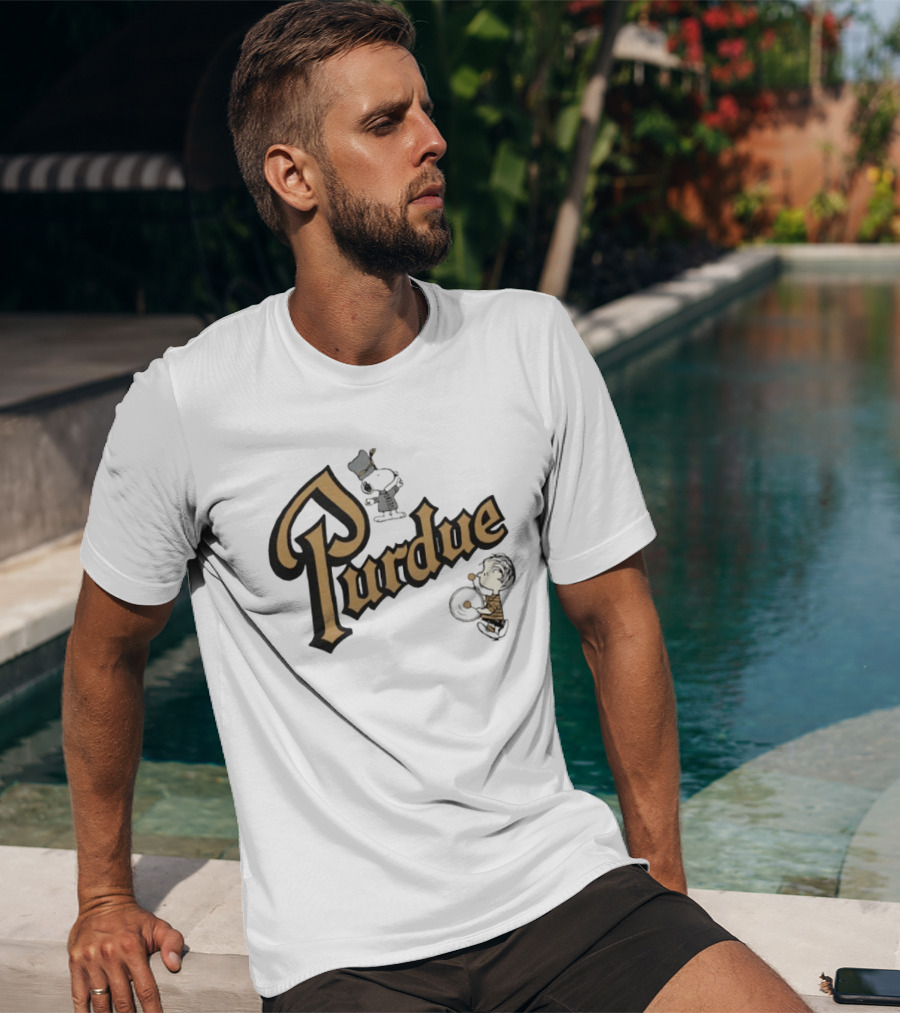 Purdue Boilermakers Snoopy And Charlie Brown Football T-Shirt