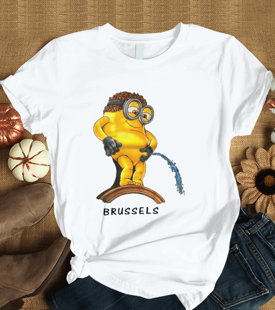 Brussels Pee Minion Parody Manneken Pis T-Shirt