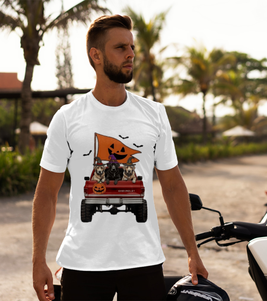 Chevrolet Halloween Dogs In Truck With Pumpkin And Bats T-Shirt