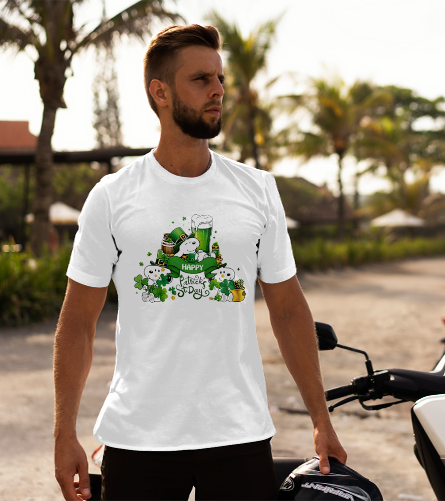 Snoopy St Patrick's Day Peanuts Shamrock Happy T-Shirt