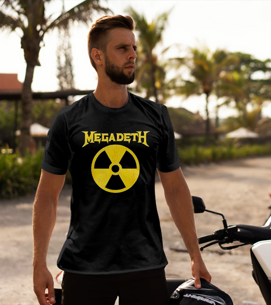 Megadeth Distressed Radioactive Symbol Heavy Metal T-Shirt