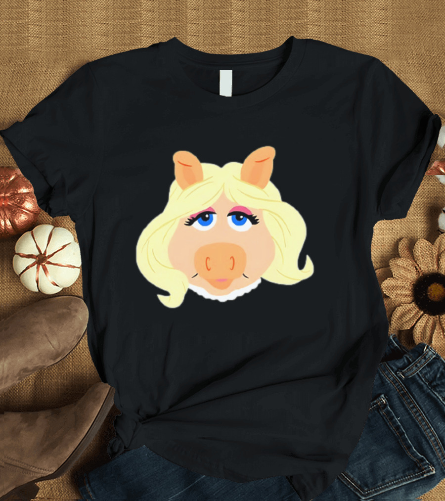 Miss Piggy Iconic Jim Henson's Muppets Character Blonde Hair Blue Eyes T-Shirt