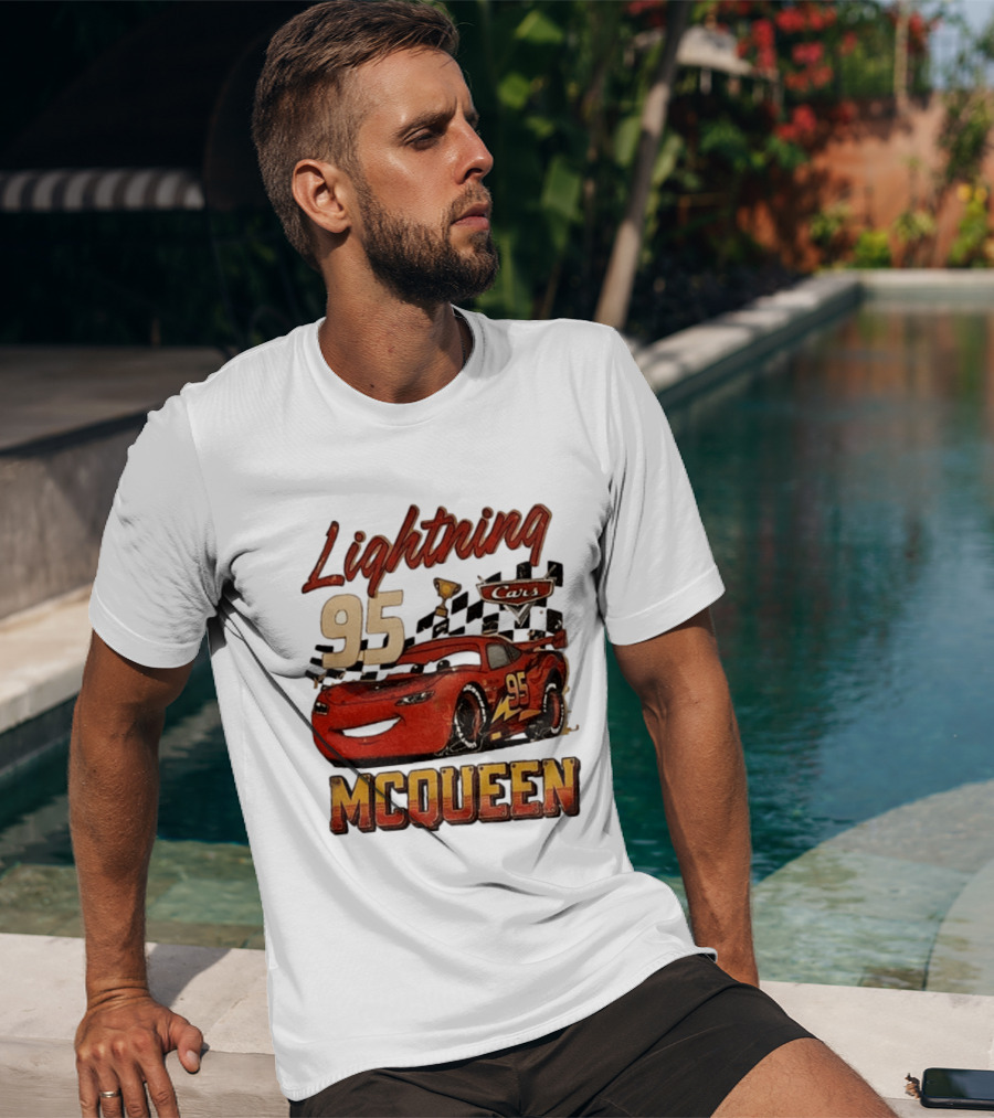 Lightning McQueen 95 Cars Trophy Checkered Flags Disney Pixar T-Shirt