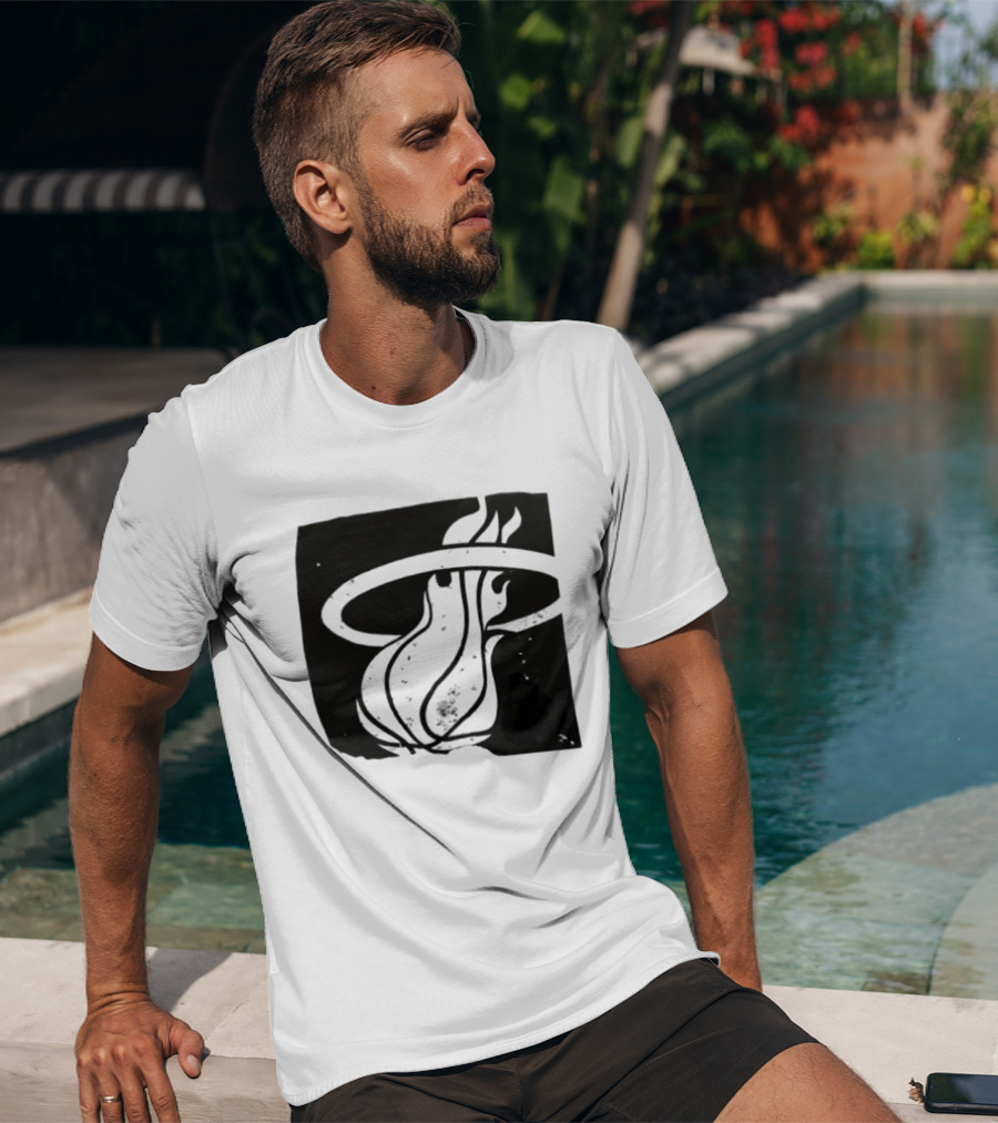 Miami Heat Basketball NBA Iconic Flaming Ball T-Shirt