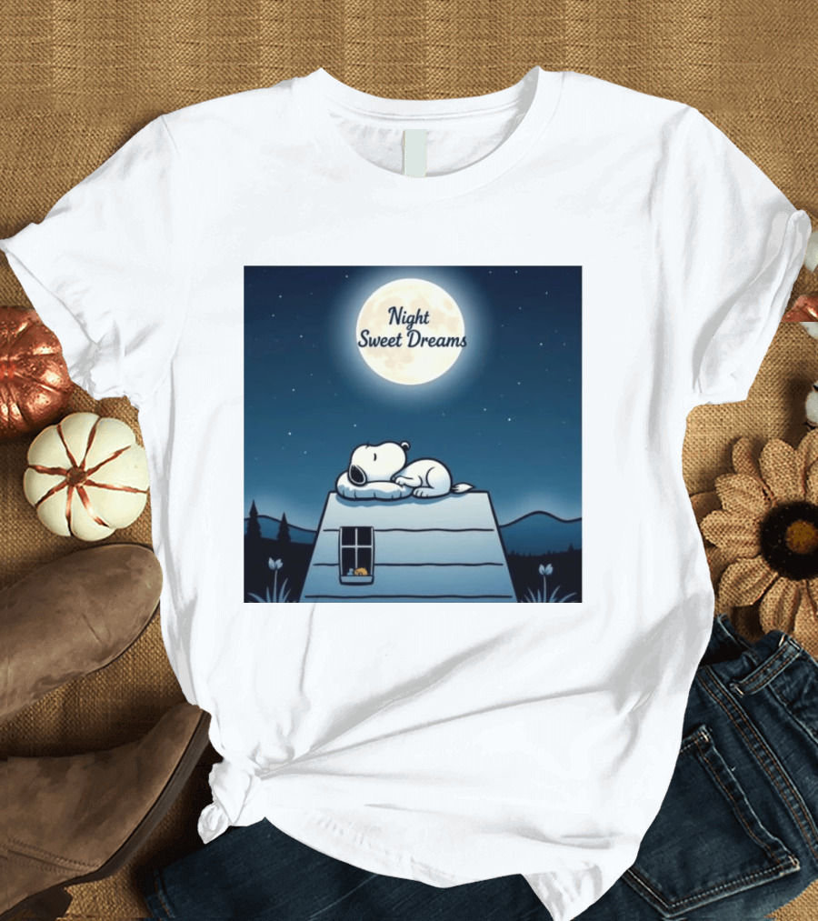 Snoopy Night Sweet Dreams Moonlight Scene Peanuts Sleeping Dog T-Shirt