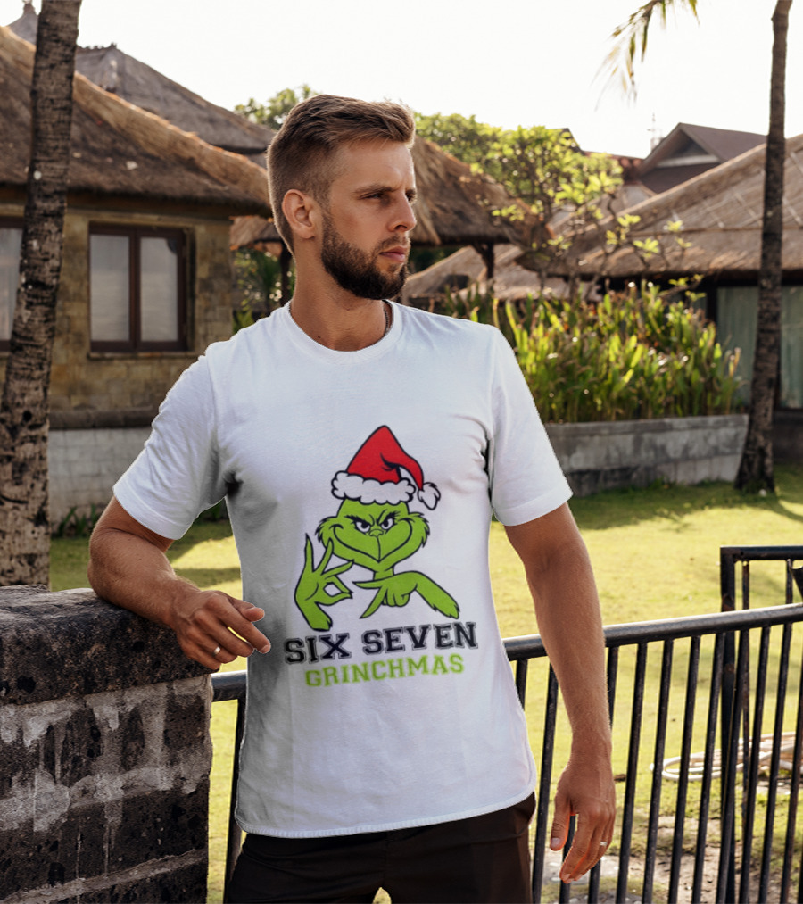 Grinch Santa Hat Six Seven Grinchmas Christmas 2025 Festive T-Shirt