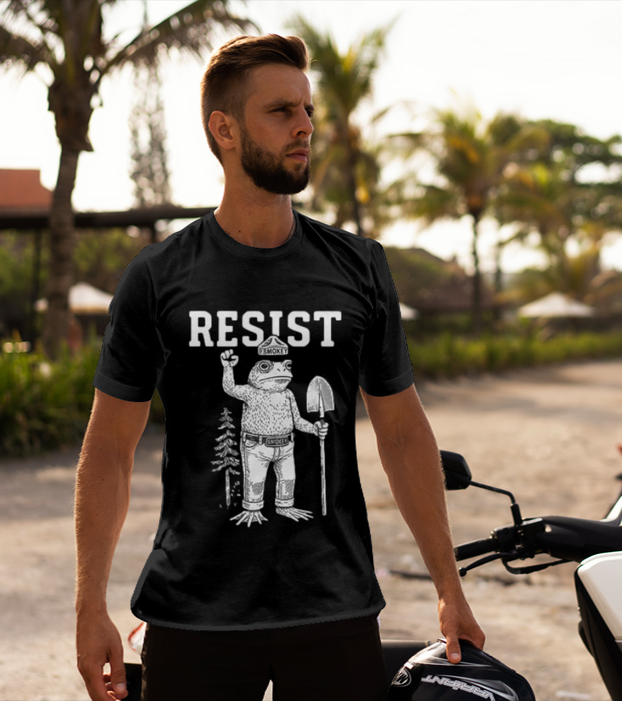 Resist Smokey Frog Portland Original Free Hat T-Shirt