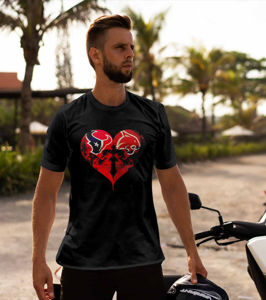 Houston Texans And Tampa Bay Buccaneers Skulls Heart Shape Distressed T-Shirt