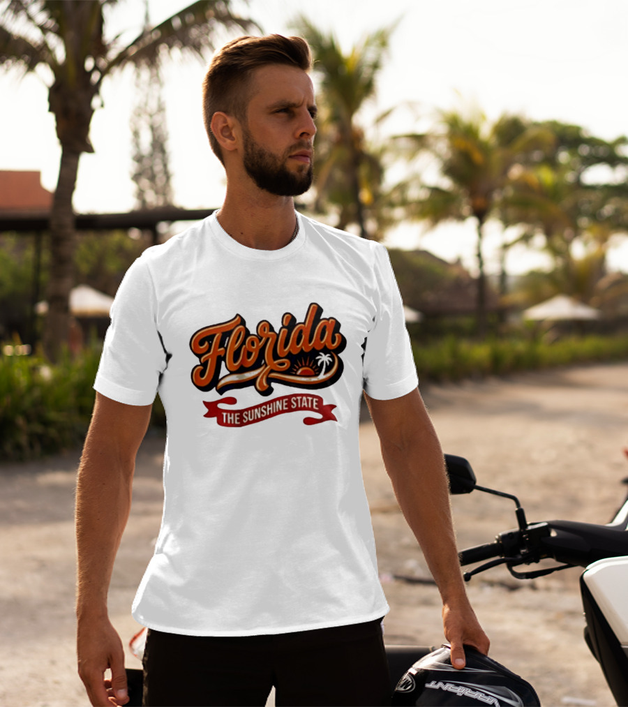 Florida The Sunshine State Sunset Palm Tree Vintage Look T-Shirt