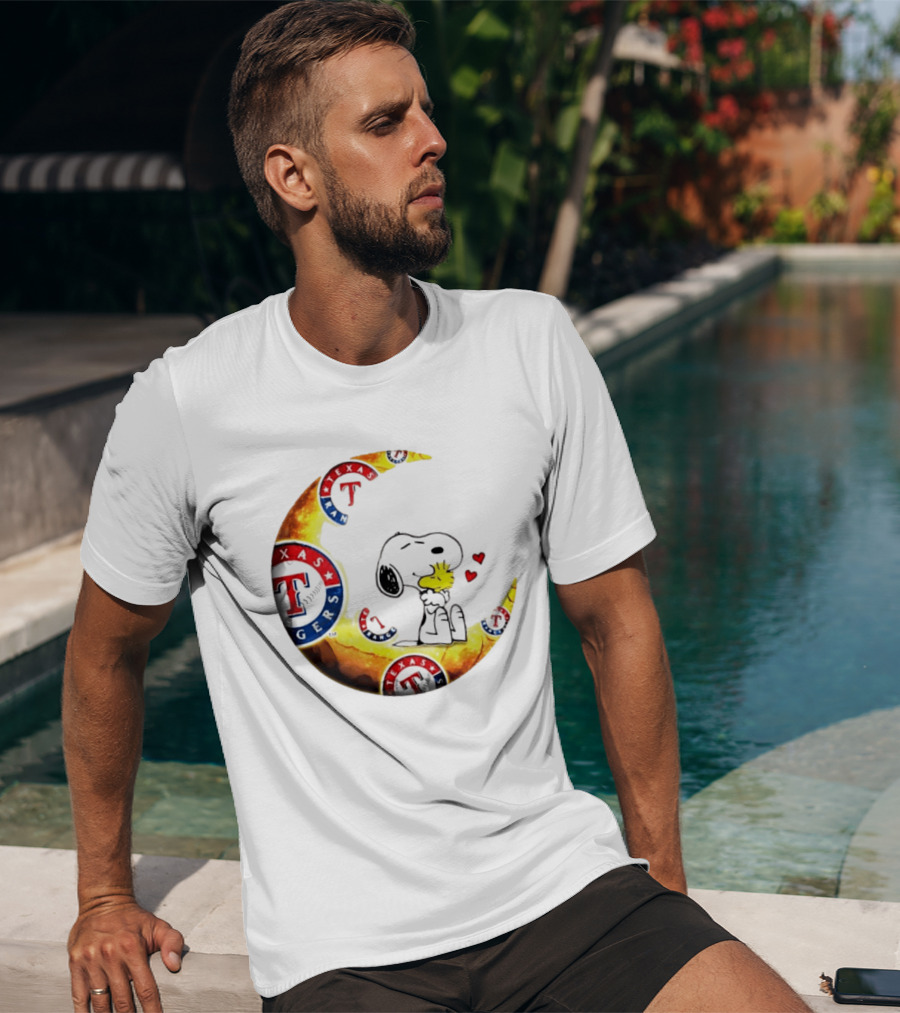 Snoopy Woodstock Texas Rangers Moon Baseball Fan Celebration T-Shirt