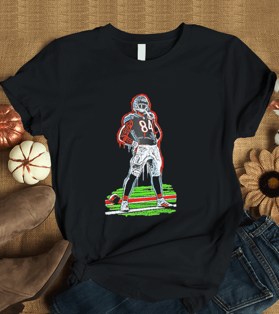Original Colston Loveland Chicago Bears 84 Football Arms Akimbo Celly Graffiti T-Shirt