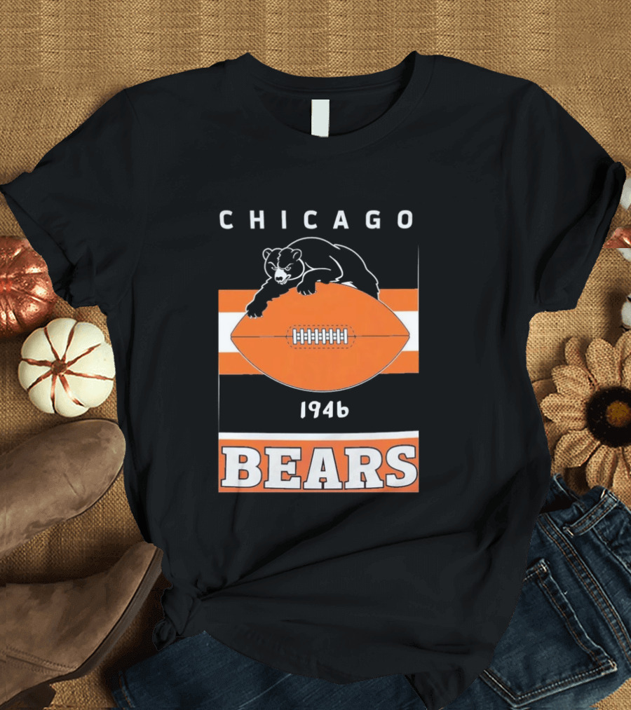 Chicago Bears 1946 Football Vintage Team History T-Shirt