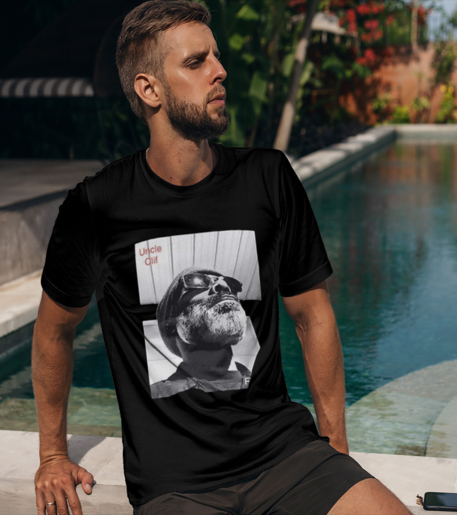 Uncle Clif Bring Back Common Sense Vintage Style Black And White Bearded Man In Sunglasses T-Shirt