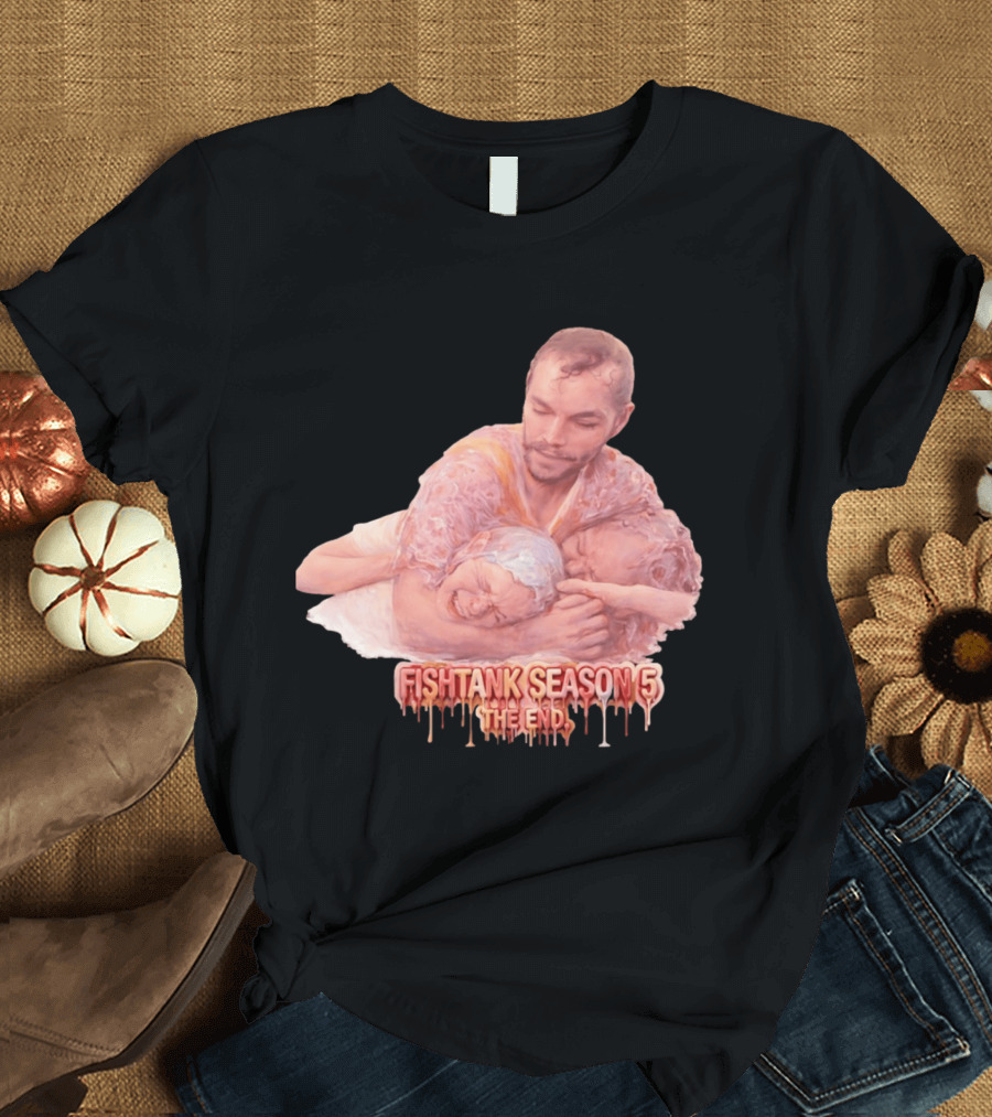 Fishtank Season 5 The End Dramatic Embrace Scene T-Shirt