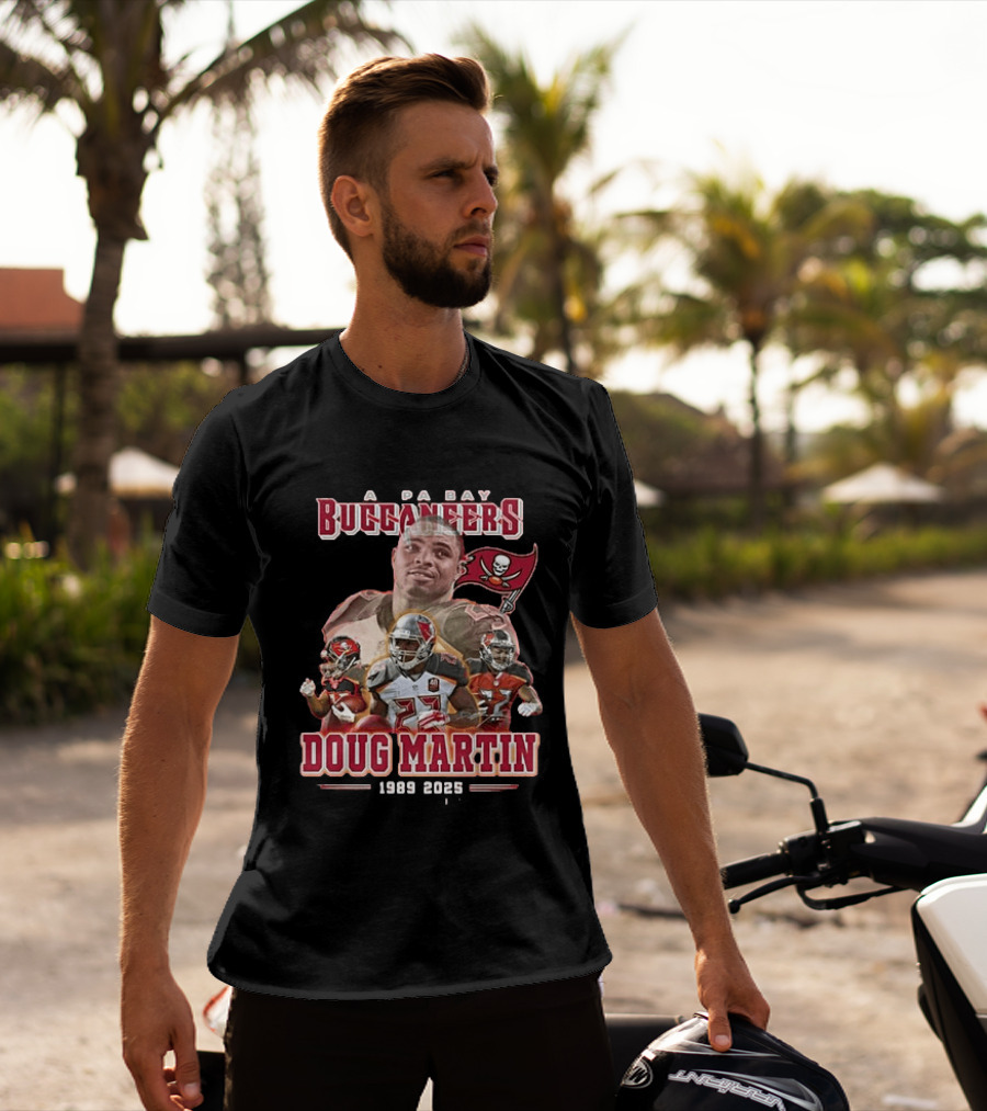 Tampa Bay Buccaneers Doug Martin 1989 2025 Thank You For The Memories Long Sleeve T-Shirt