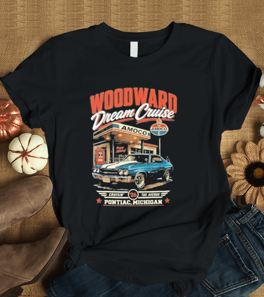 Woodward Dream Cruise Pontiac Michigan Amoco Service Station Classic Car T-Shirt
