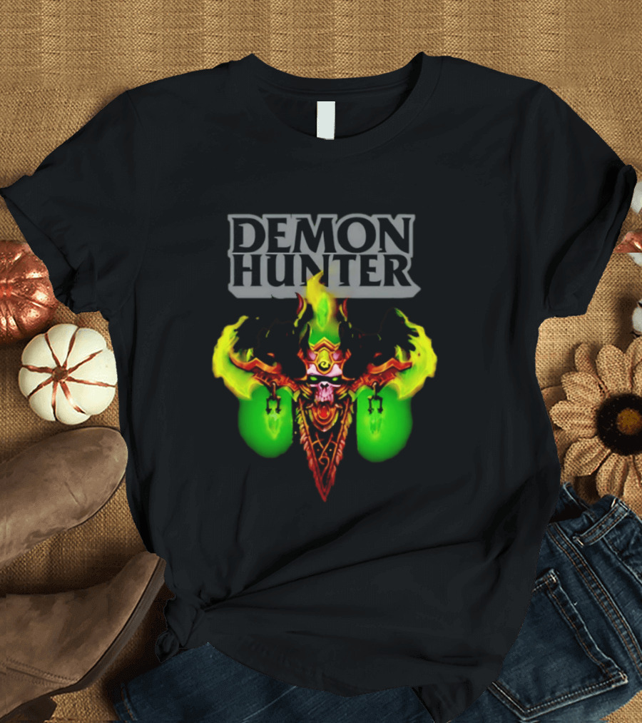 Demon Hunter Skull World Of Warcraft Emblem With Green Flame Accents T-Shirt