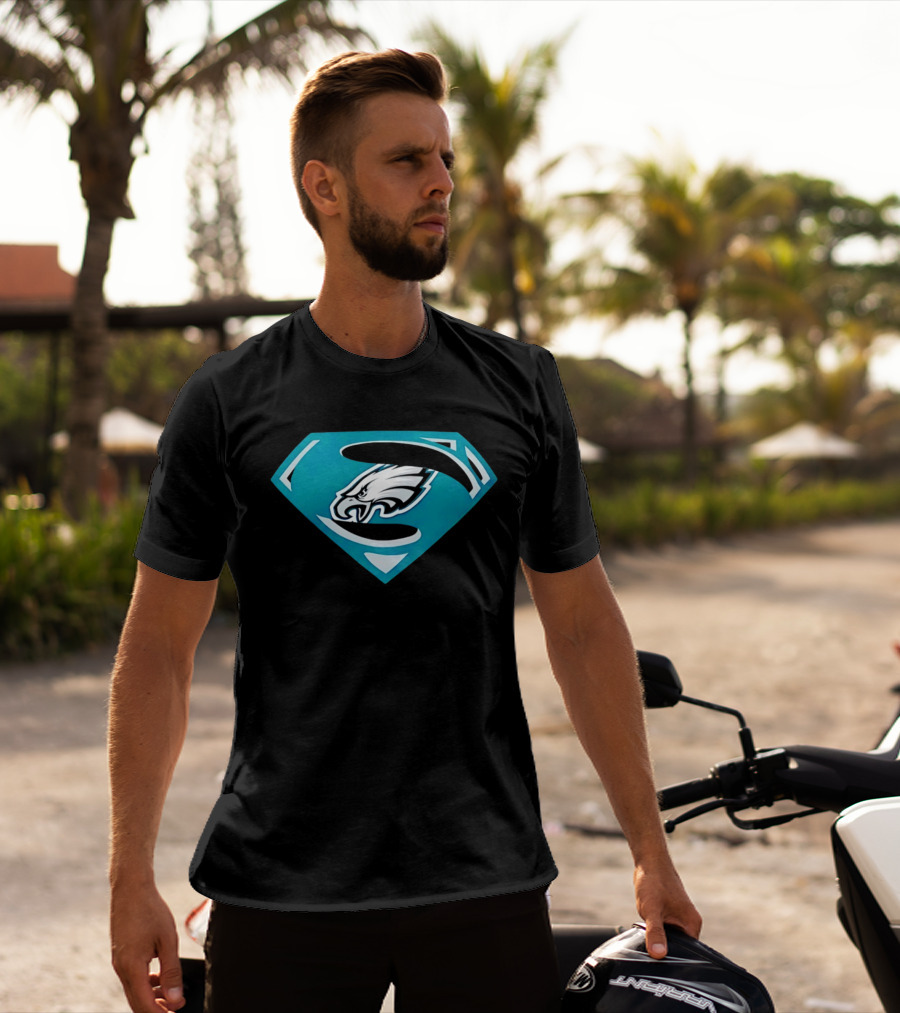 Philadelphia Eagles Superman Crest NFL Football Team T-Shirt