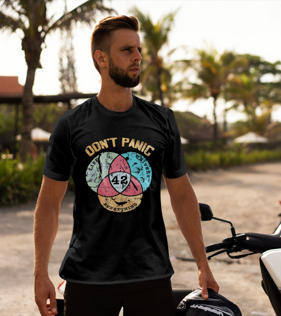 Don't Panic Life Universe Everything 42 Distressed T-Shirt
