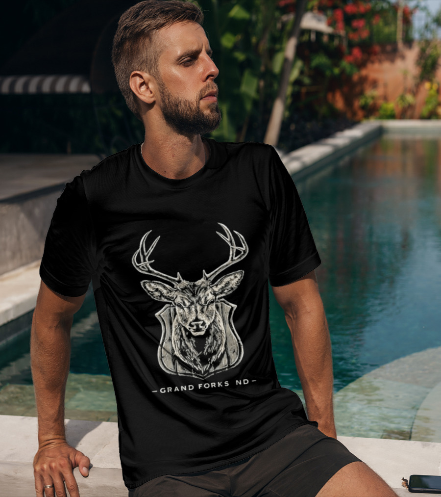 The Red Clay Strays 08 18 2026 Grand Forks ND Tour Deer T-Shirt