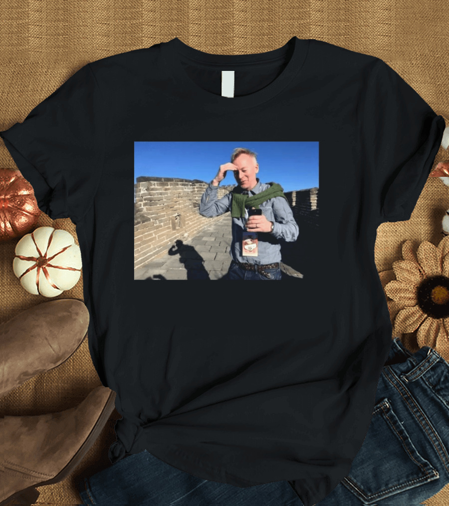 I Don't Know Who This Person Is. T-Shirt
