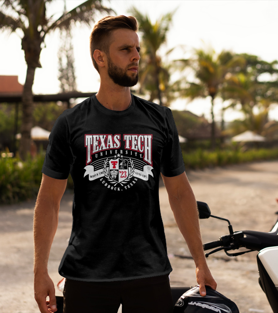 Texas Tech University Wreck 'Em Guns Up '23 Lubbock Texas Emblem Crest T-Shirt