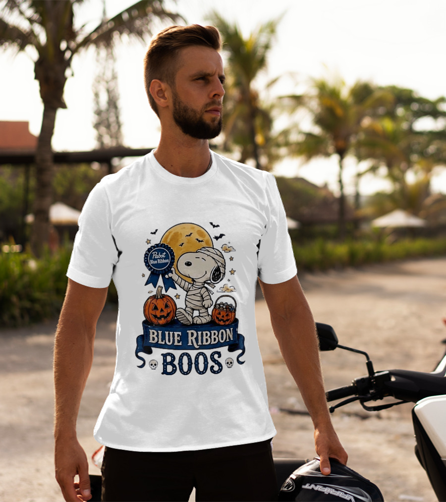 Pabst Blue Ribbon Snoopy Mummy Halloween Blue Ribbon Boos Pumpkin Moon Bats T-Shirt