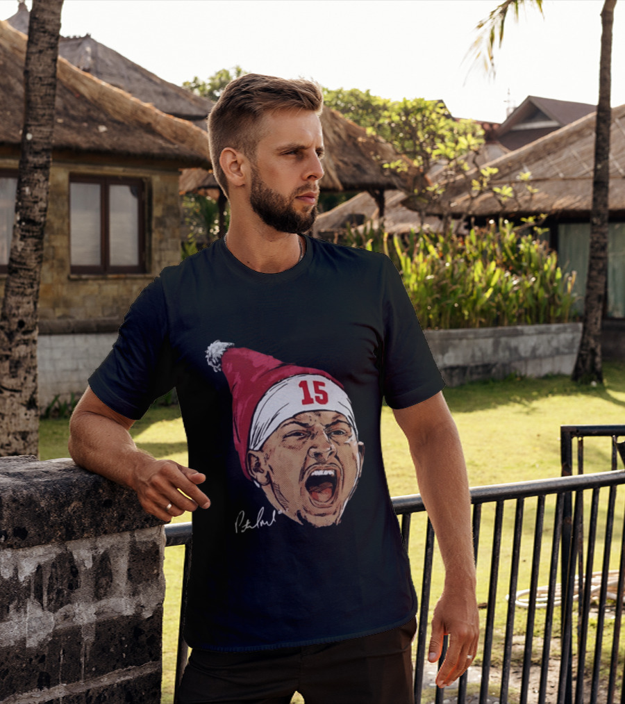 Pat Mahomes Screaming Face Red Santa Hat Number 15 Halftone Caricature T-Shirt