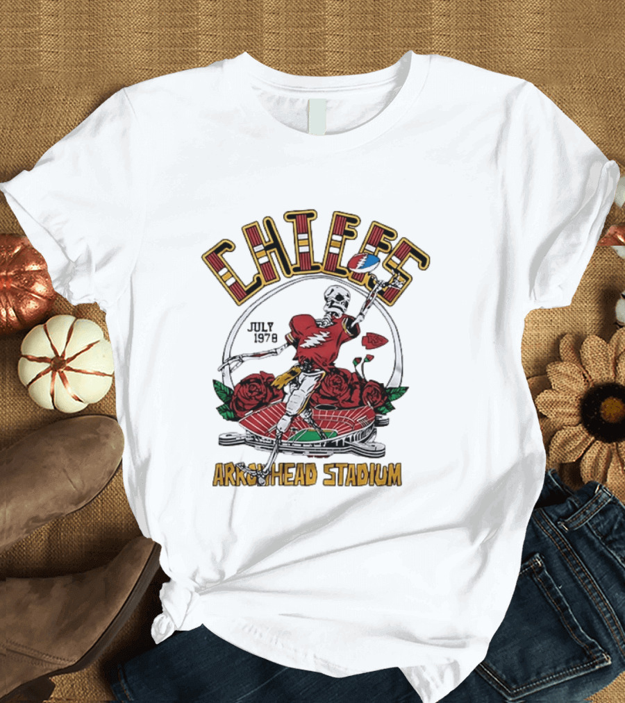 Kansas City Chiefs July 1 1978 Arrowhead Stadium Grateful Dead Skeleton Roses T-Shirt