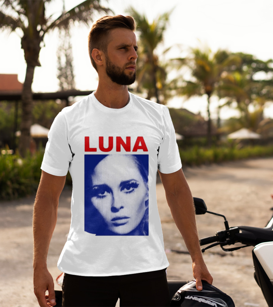Luna Faye Retro Portrait Image T-Shirt