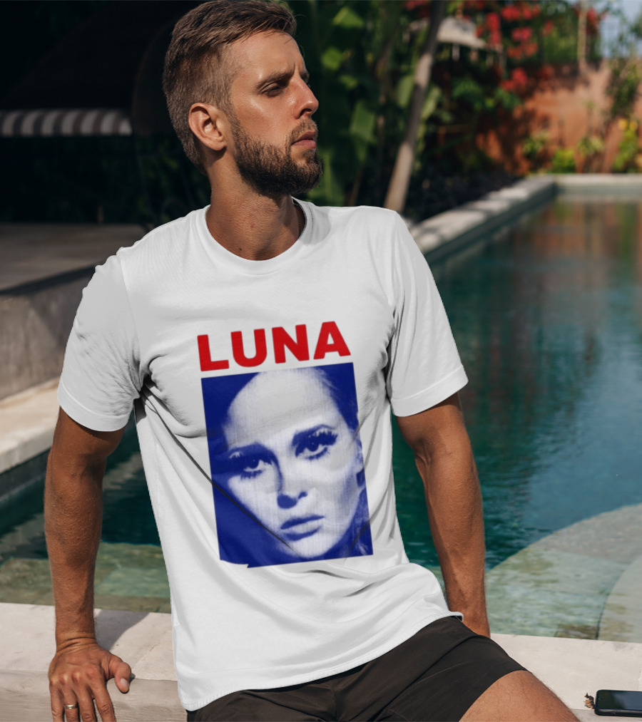 Luna Faye Retro Portrait Image T-Shirt
