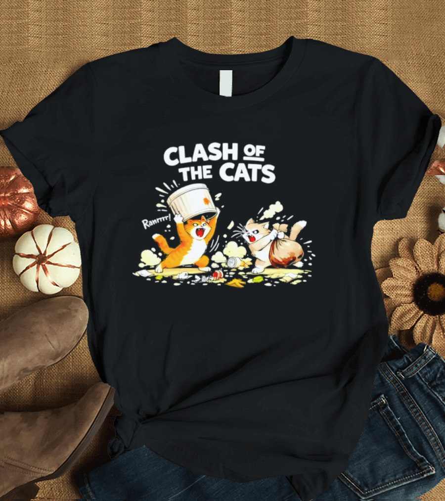 Clash Of The Cats Funny Fighting Kittens Playful Chaos T-Shirt