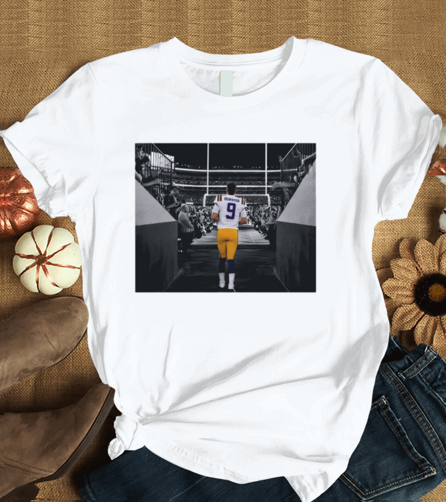 Joe Burrow 9 LSU Tigers Football Quarterback Stadium Entrance T-Shirt