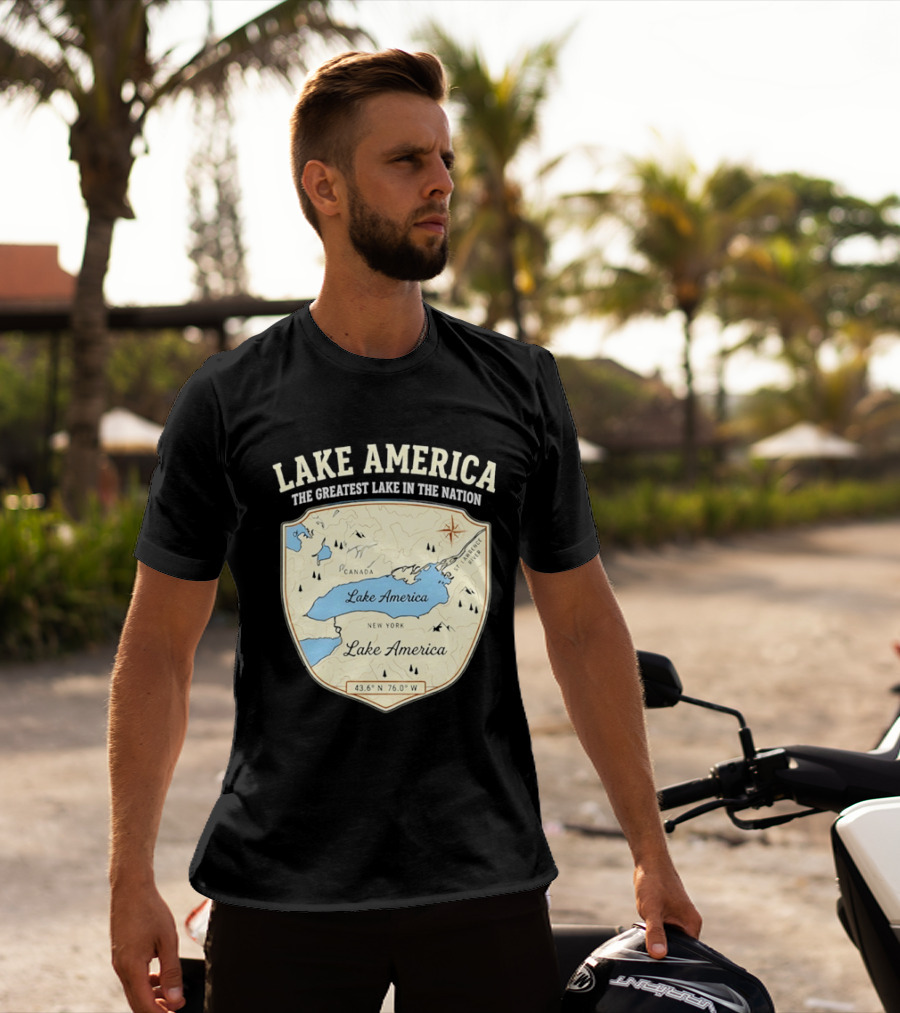 Lake America The Greatest Lake In The Nation Map Compass Cream T-Shirt