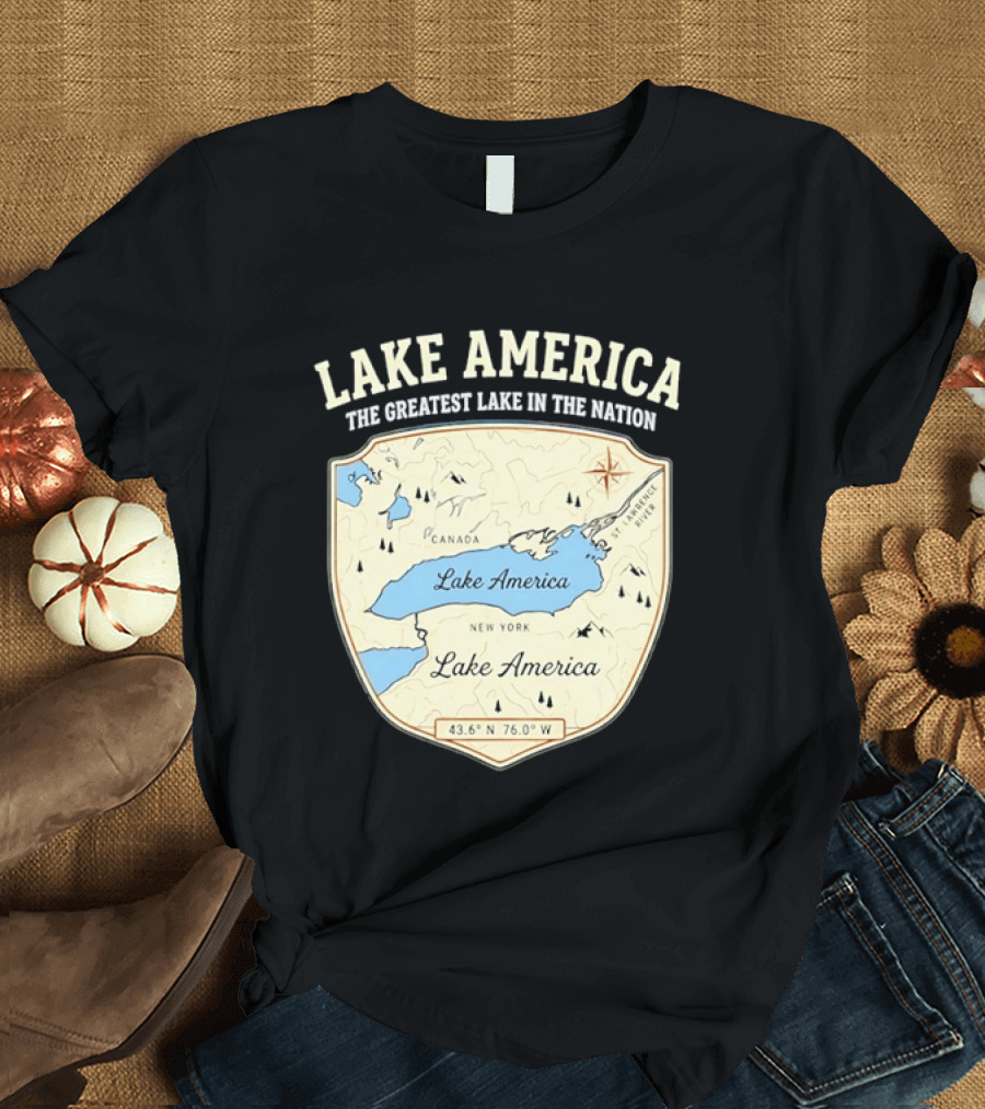 Lake America The Greatest Lake In The Nation Map Compass Cream T-Shirt